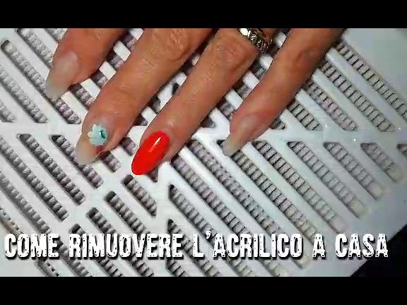 Rimuovere le unghie acriliche in pochi minuti: Guida rapida