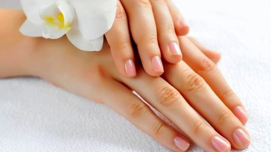 Manicura sana: cura le tue unghie con questi consigli utili